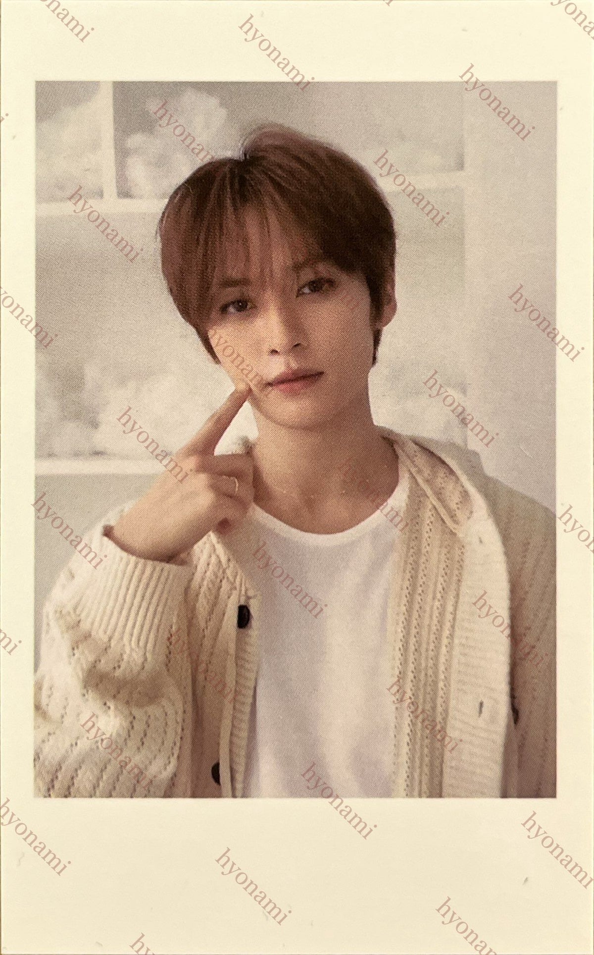 Stray Kids 2024 Season's greetings: Perfect day with SKZ JYP Shop cheek poke Lee Know