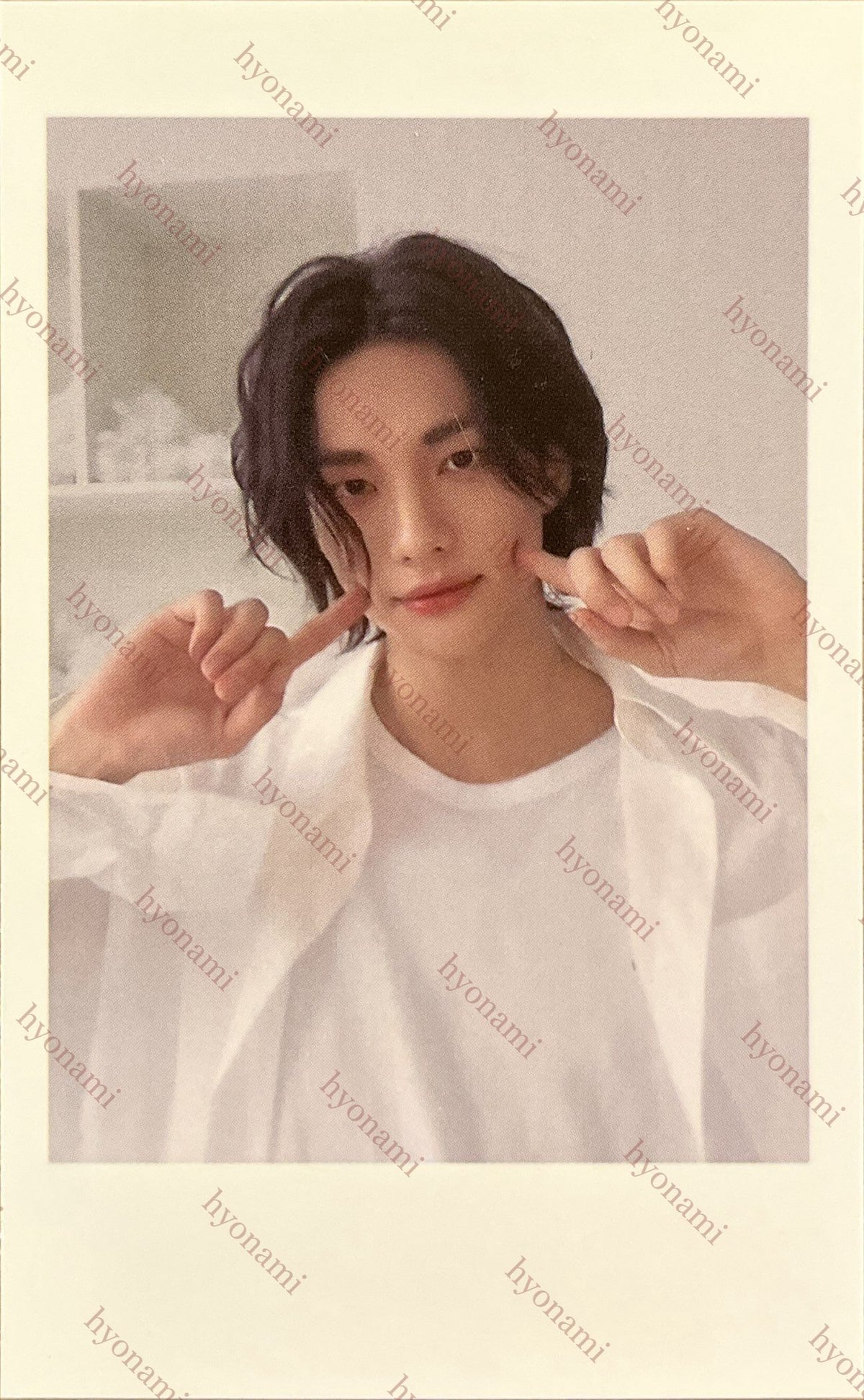 Stray Kids 2024 Season's greetings: Perfect day with SKZ JYP Shop cheek poke Hyunjin