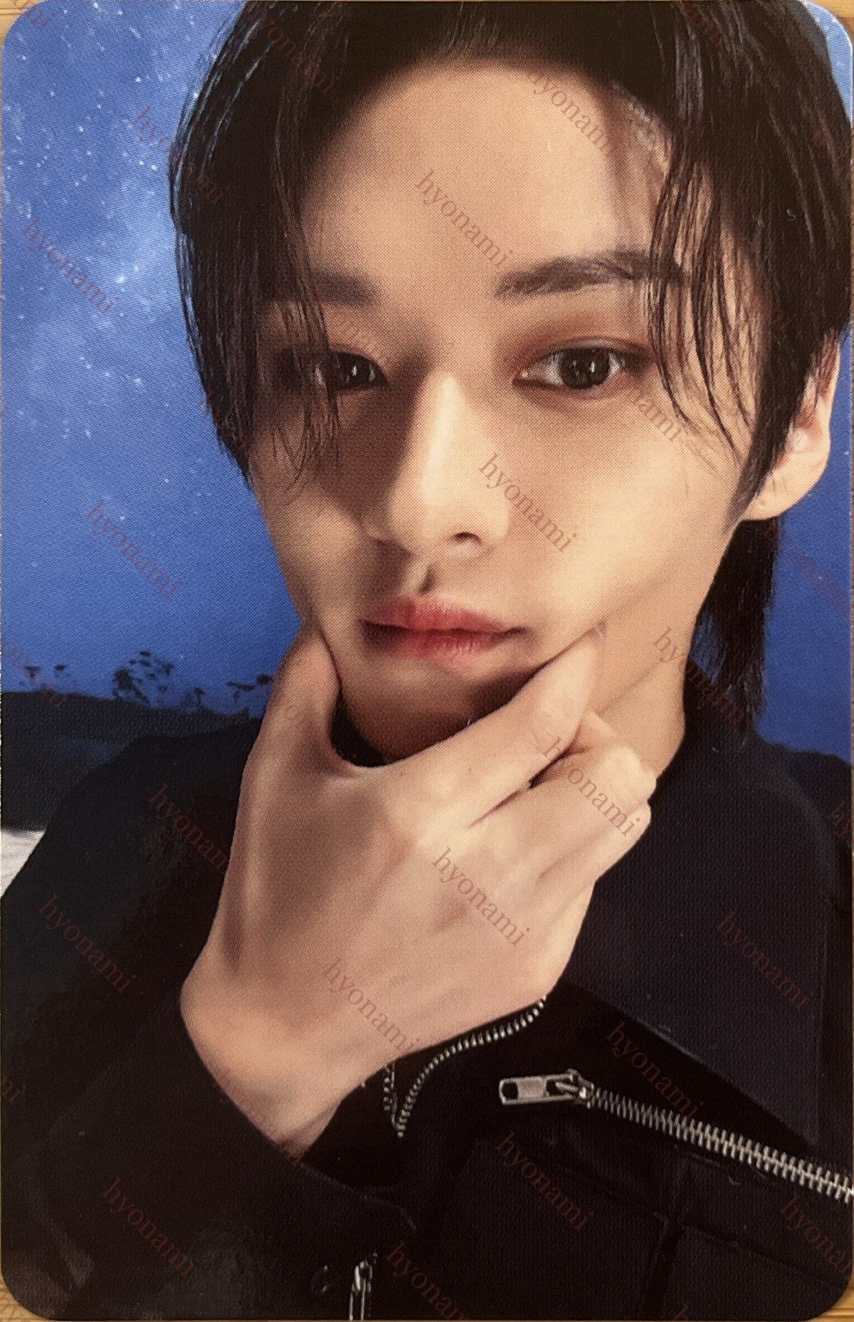 Stray Kids 3rd fanmeeting: PILOT : FOR ★★★★★ online benefit A Lee Know