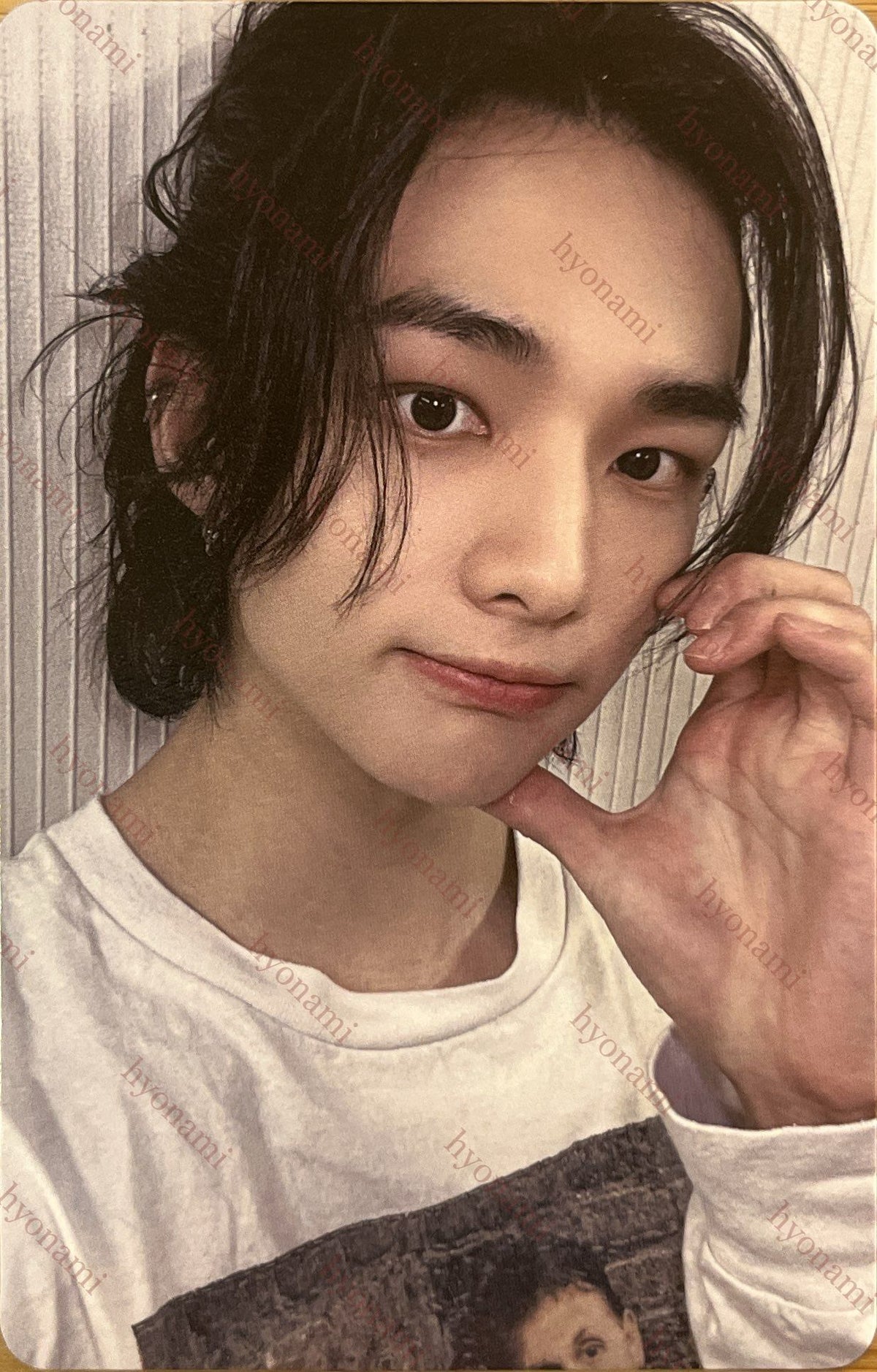 Stray Kids ATE Tower records Hyunjin