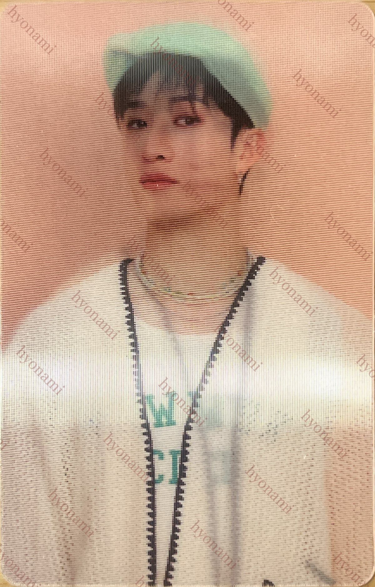 Stray Kids 2024 Japan Season's greetings: Air-ful lenticular Bang Chan