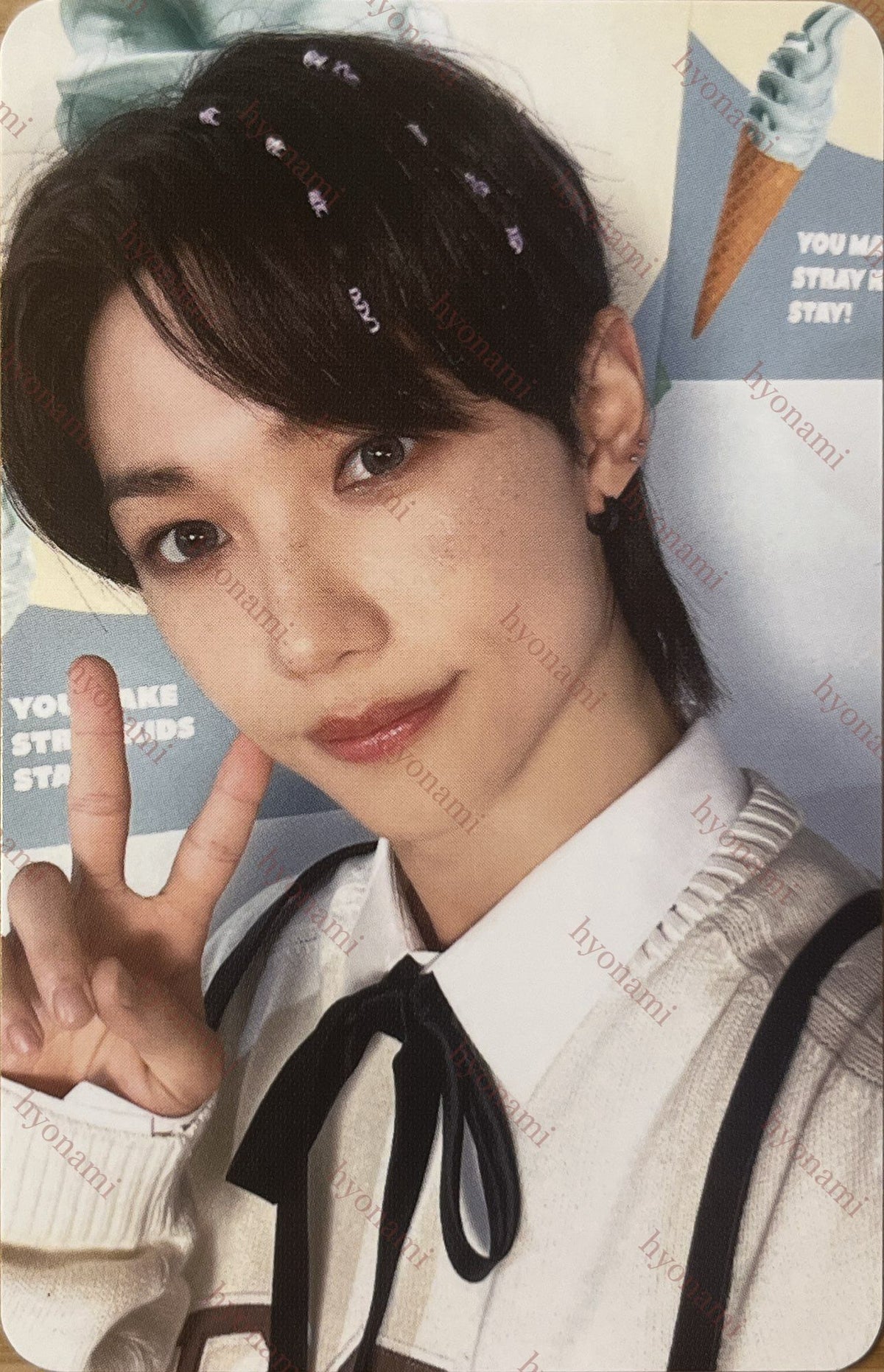 Stray Kids 2023 Season's greetings: SKZ's Mini World selfie Felix
