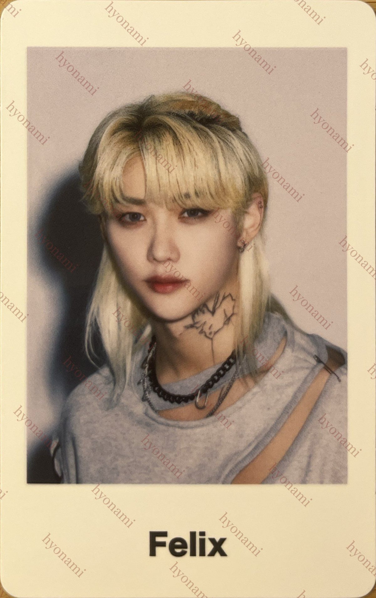 Stray Kids Scars Popup store photocard set Felix