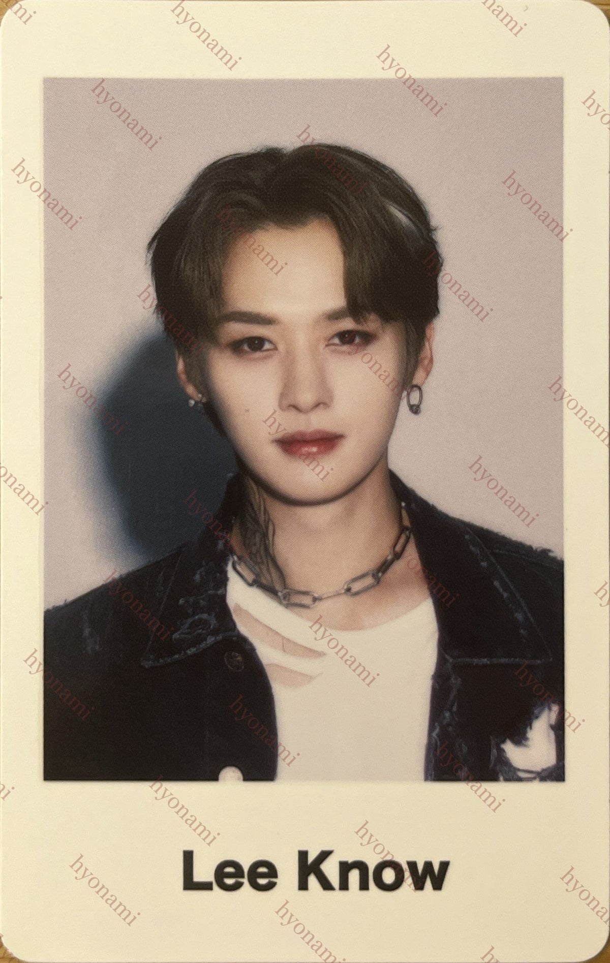 Stray Kids Scars Popup store photocard set Lee Know