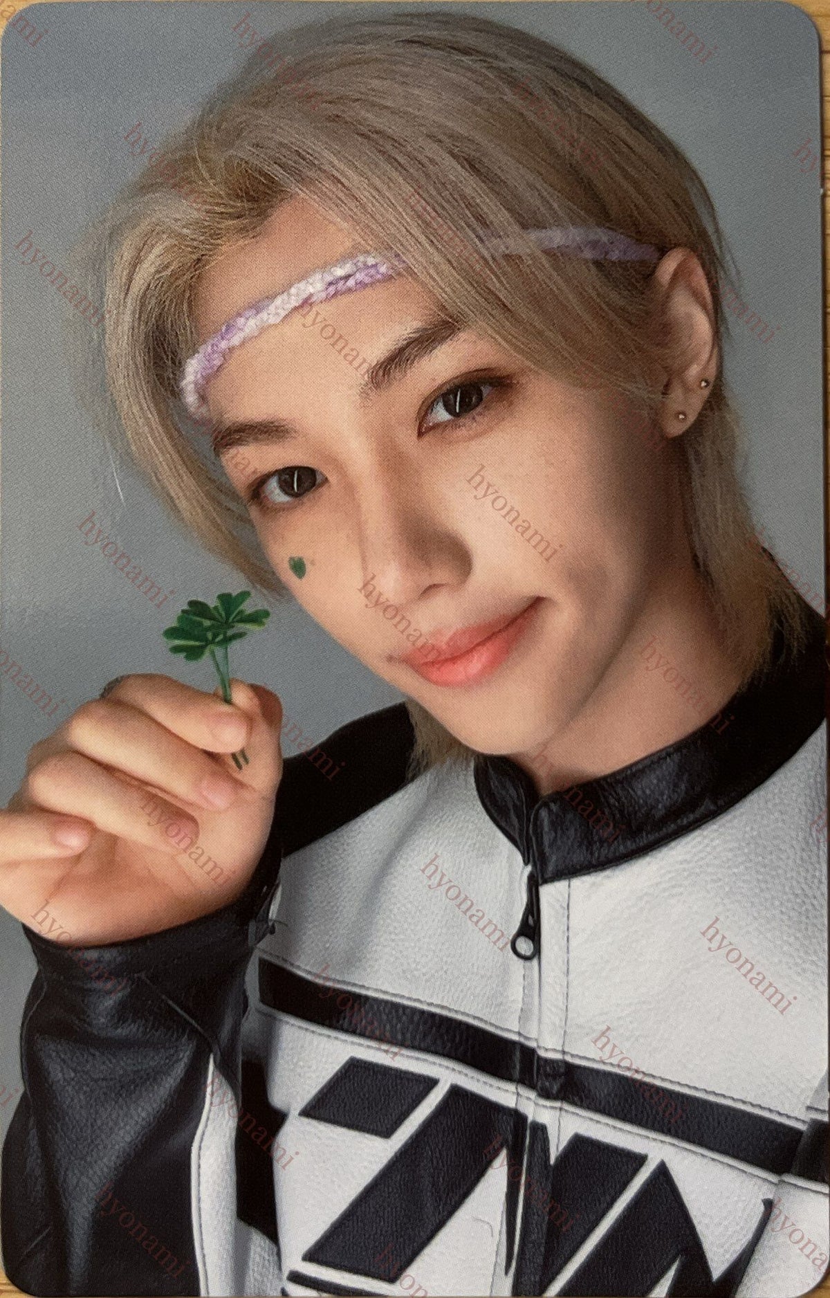 Stray Kids Social Path / Super Bowl standard Felix