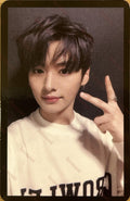 Stray Kids Clé 2: Yellow wood black border Lee Know