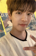 Stray Kids Clé 2: Yellow wood outdoor selfie Seungmin